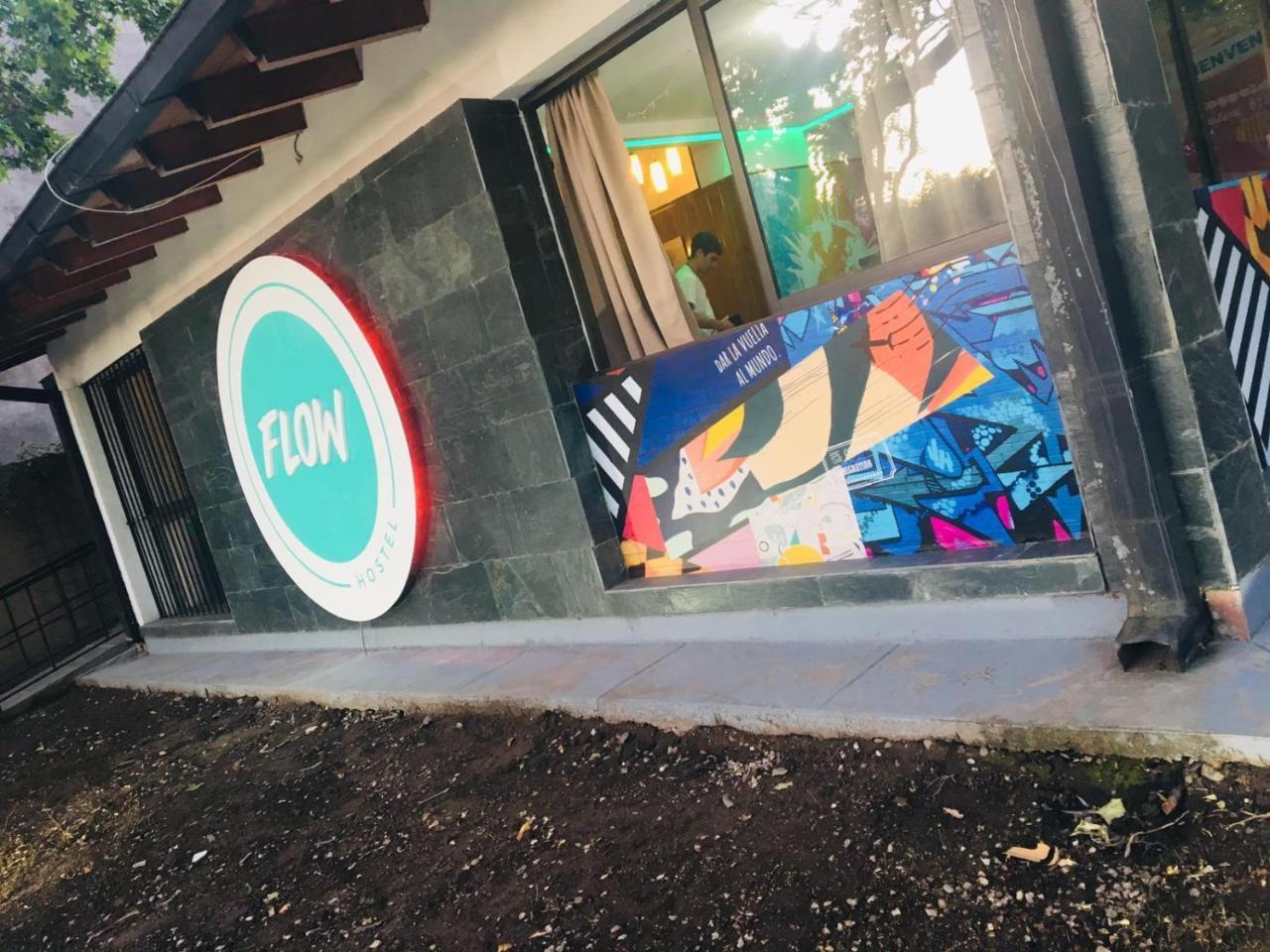 Flow San Rafael  Exterior photo
